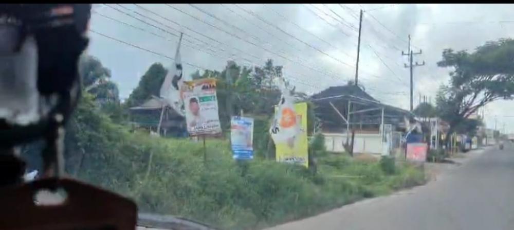 APK Caleg di Pangkalpinang Masih Berdiri Tegak Menantang