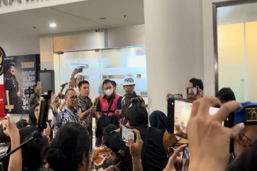 Cuan Korupsi Timah Melambung Sampai ke "Udara"