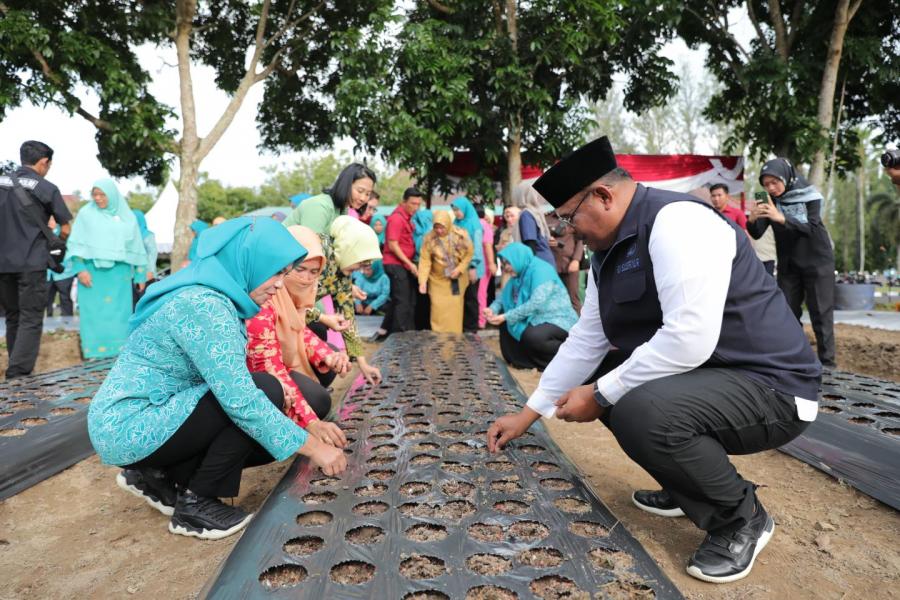 PJ Ketua TP PKK Safriati Safrizal Harapkan Program PKK Cikar Terus di Tingkatkan