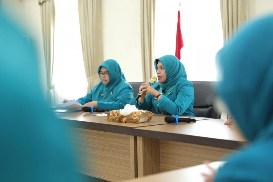 Safriati Safrizal Pimpin Langsung Rapat Rutin Bulanan Pengurus PKK Provinsi Kep. Babel